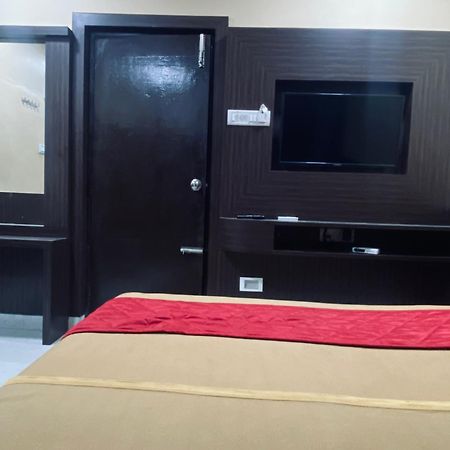 Hotel Gsr Residency Kanchipuram Exterior foto