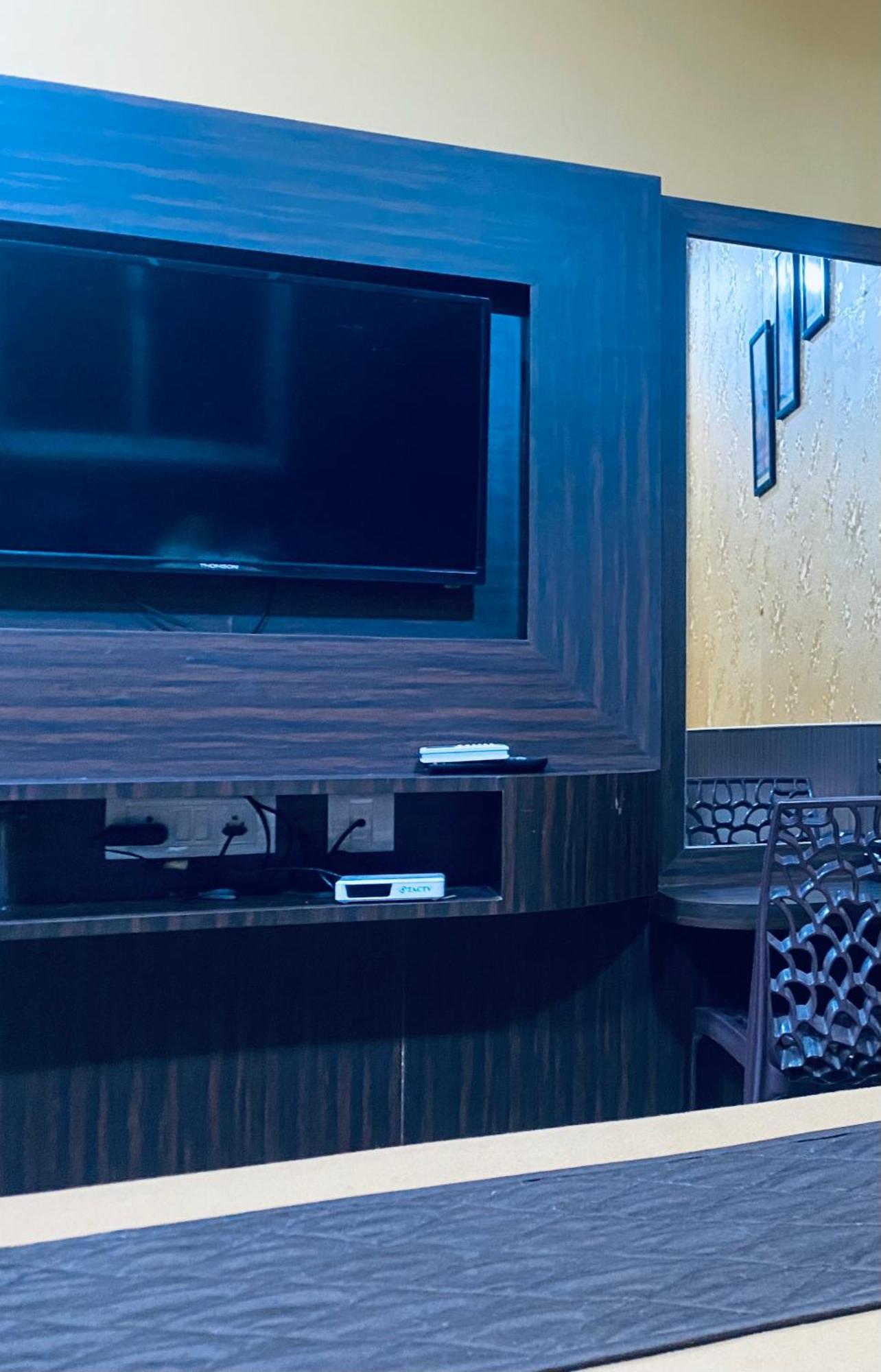 Hotel Gsr Residency Kanchipuram Exterior foto